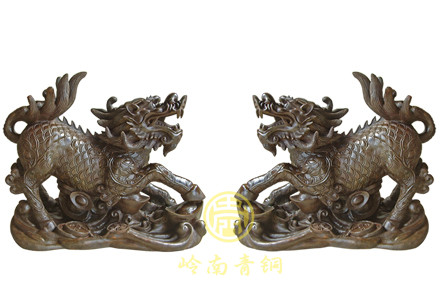 现货:麒麟5(长0.87米,宽0.57米,高0.8米) 现货:麒麟5(长0.87米,宽0.57米,高0.8米)